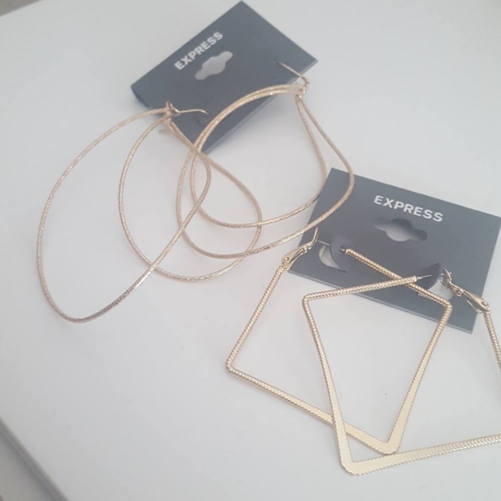 Express earrings