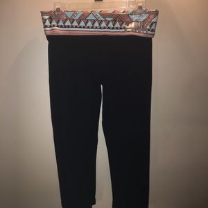 Victoria's Secret PINK Capri yoga leggings