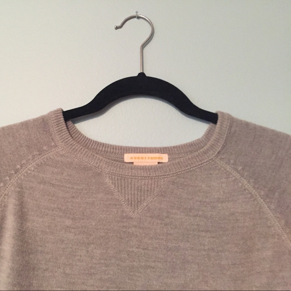 Sweater - Picture 2 of 3