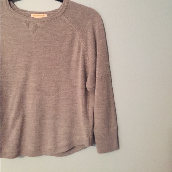 Sweater - Picture 3 of 3