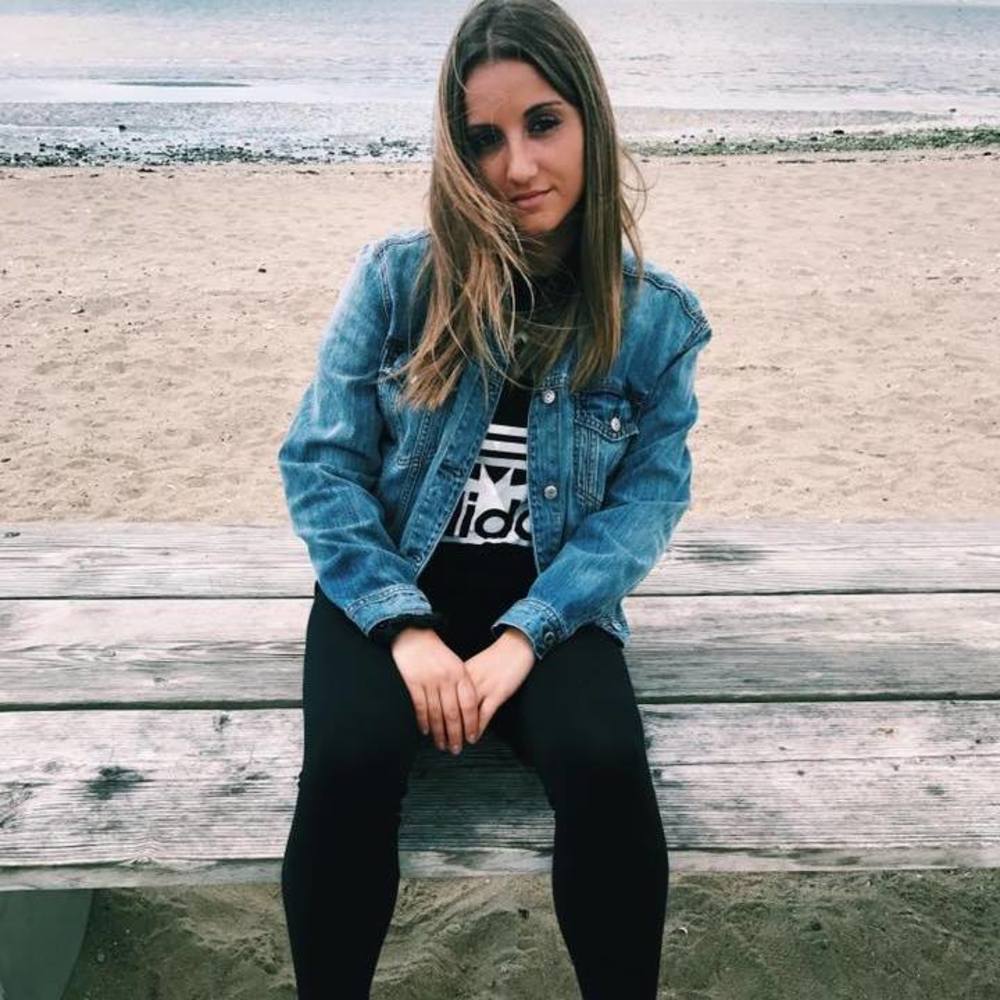 Meet your Posher, Alena