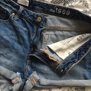 Gap Slim Cutoffs, Like New