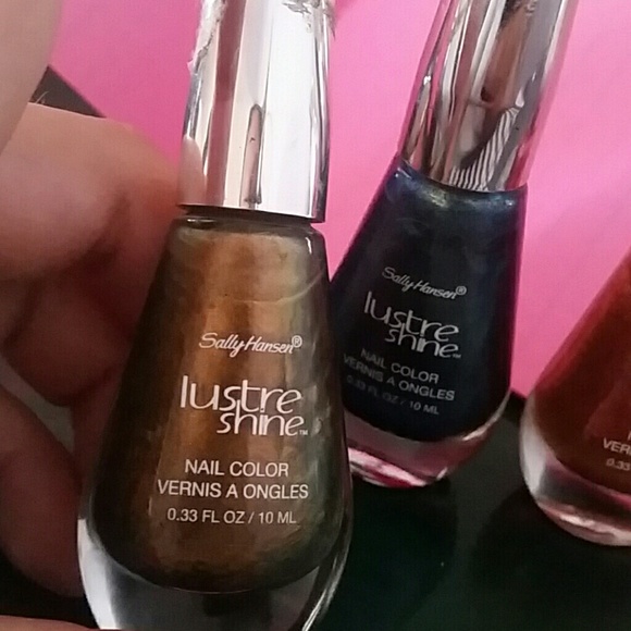 3 sally hansen nail polishes. I  haven't used any - Picture 3 of 4