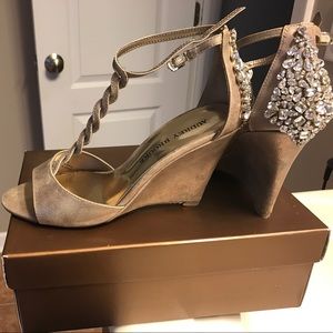 Audrey Brooke "Paige" Heels