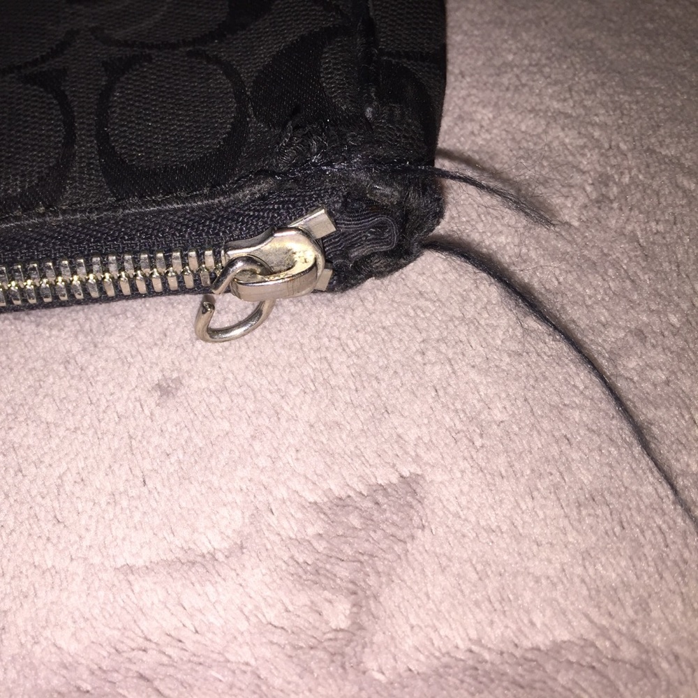 Coach wrist purse - Picture 4 of 4