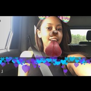 Meet your Posher, Savannah