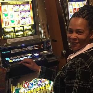 Meet your Posher, Martina goldie