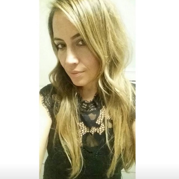 Meet your Posher, Lisa - Picture 1 of 8