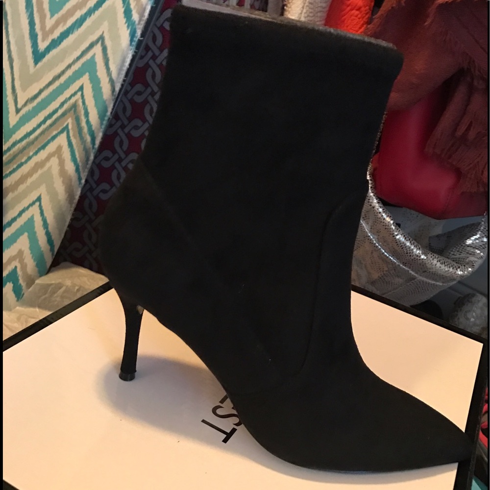 Nine West Size 8 Ankle Boot Stiletto
