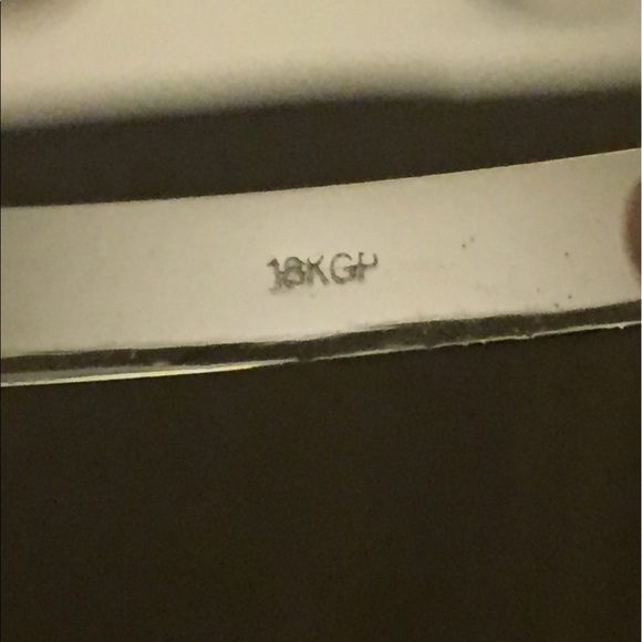 New 18K Gold Plated Stainless Steel Screw Bracelet - Picture 4 of 5