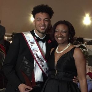 Meet your Posher, Meredith