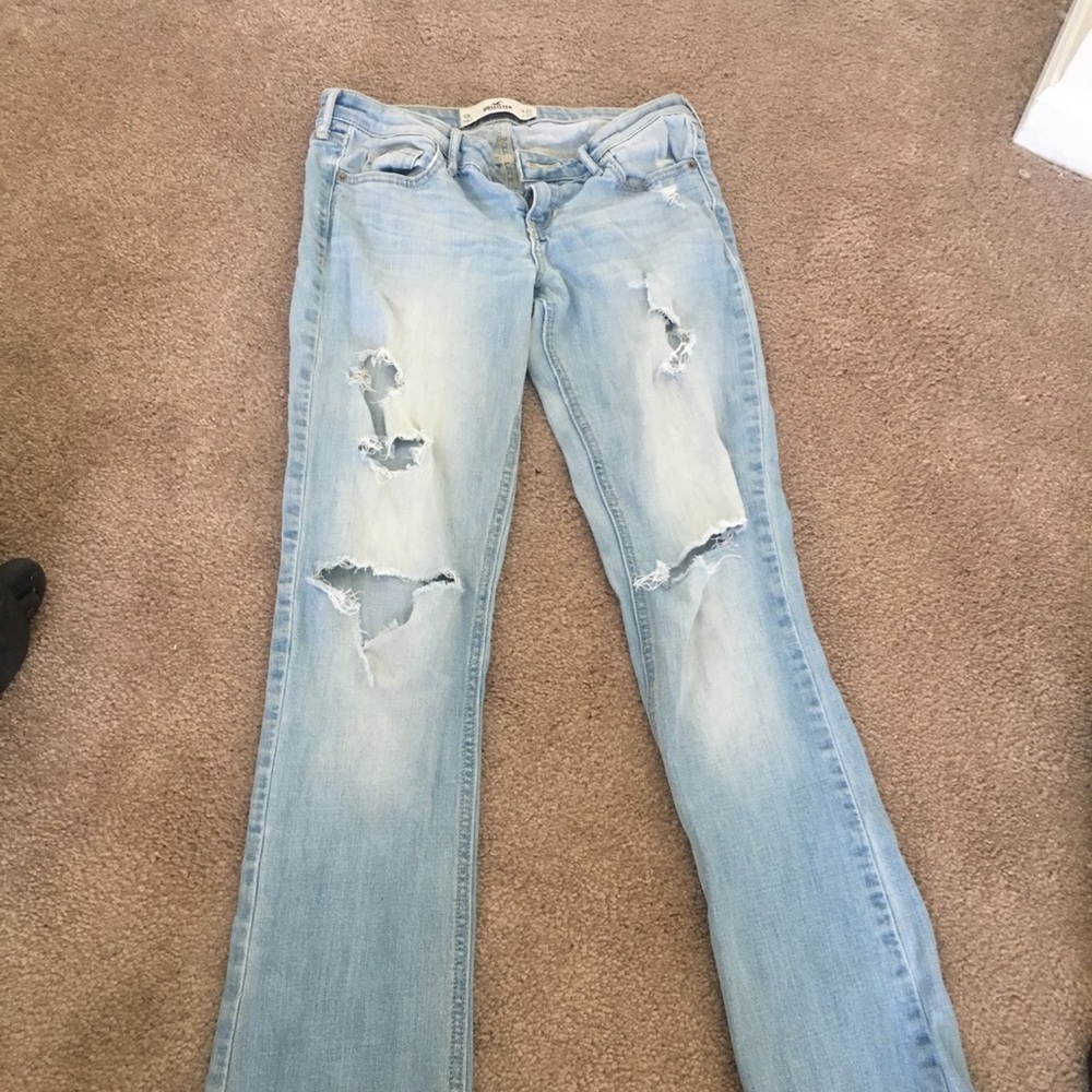 Bootcut hollister jeans. Only worn a few times