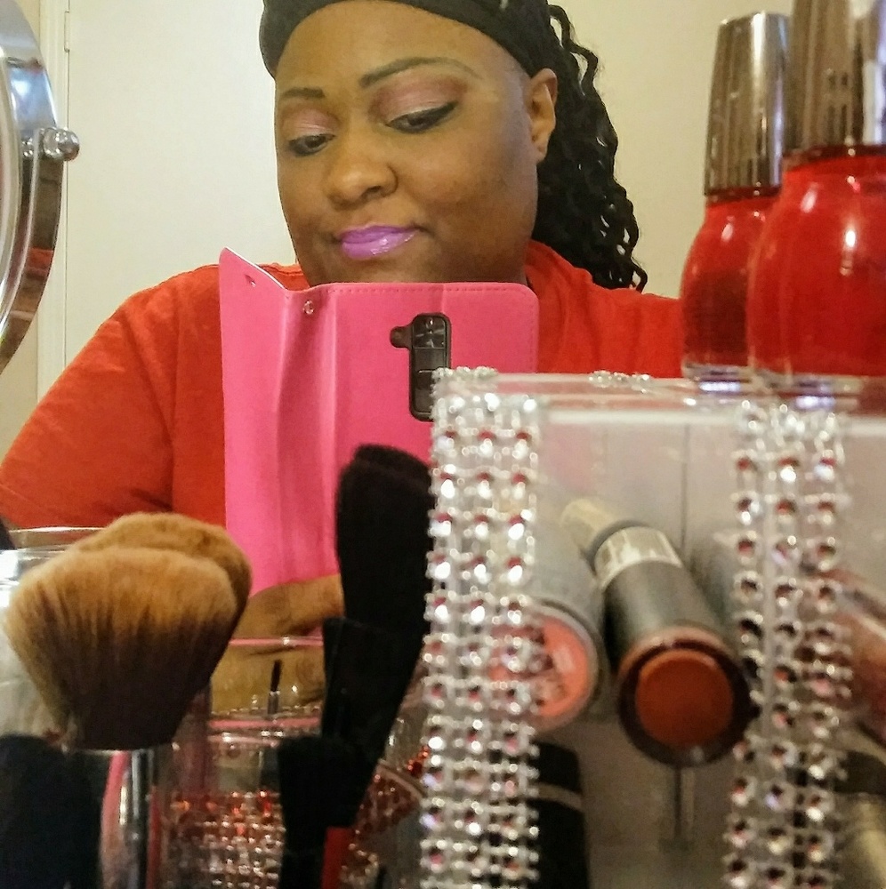 Meet your Posher, Charlene