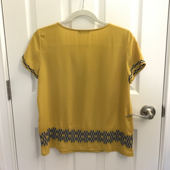 Yellow Blouse - Picture 6 of 7