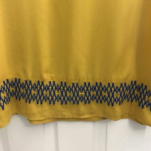 Yellow Blouse - Picture 7 of 7