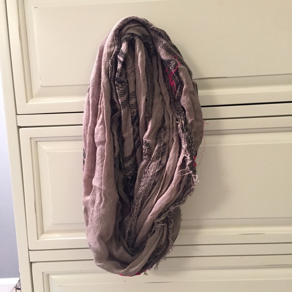 UO infinity scarf