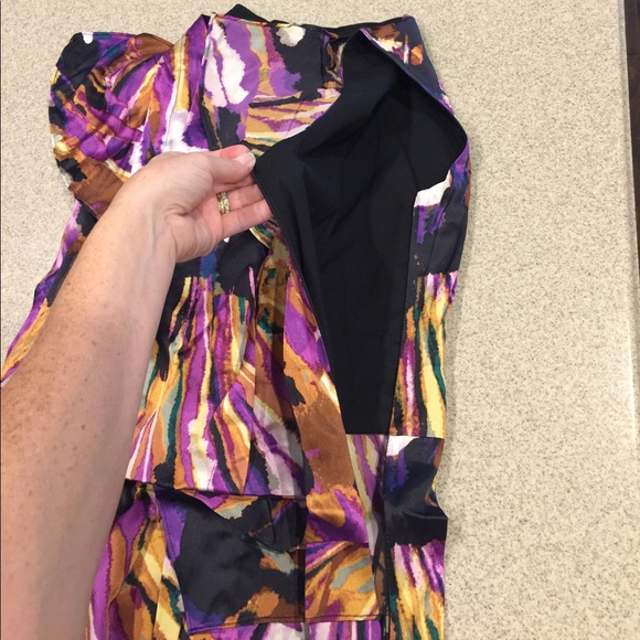 Sexy Silk abstract print Dress - Picture 8 of 8