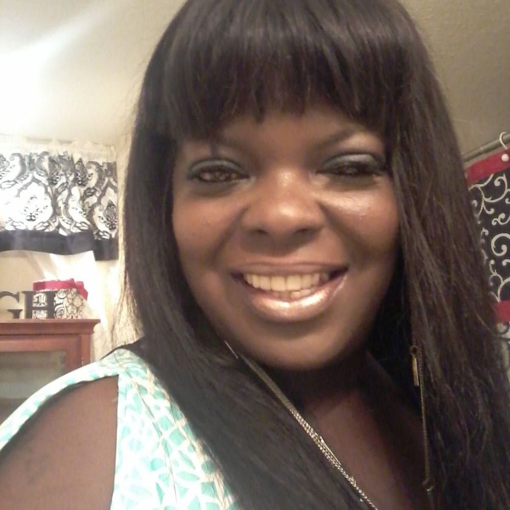 Meet your Posher, Tina