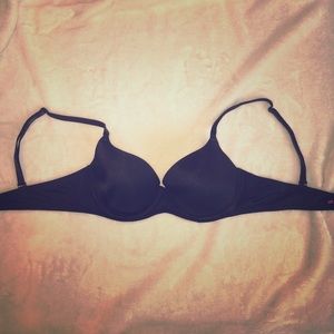 VS Pink Lightly Lined Bra! 34B