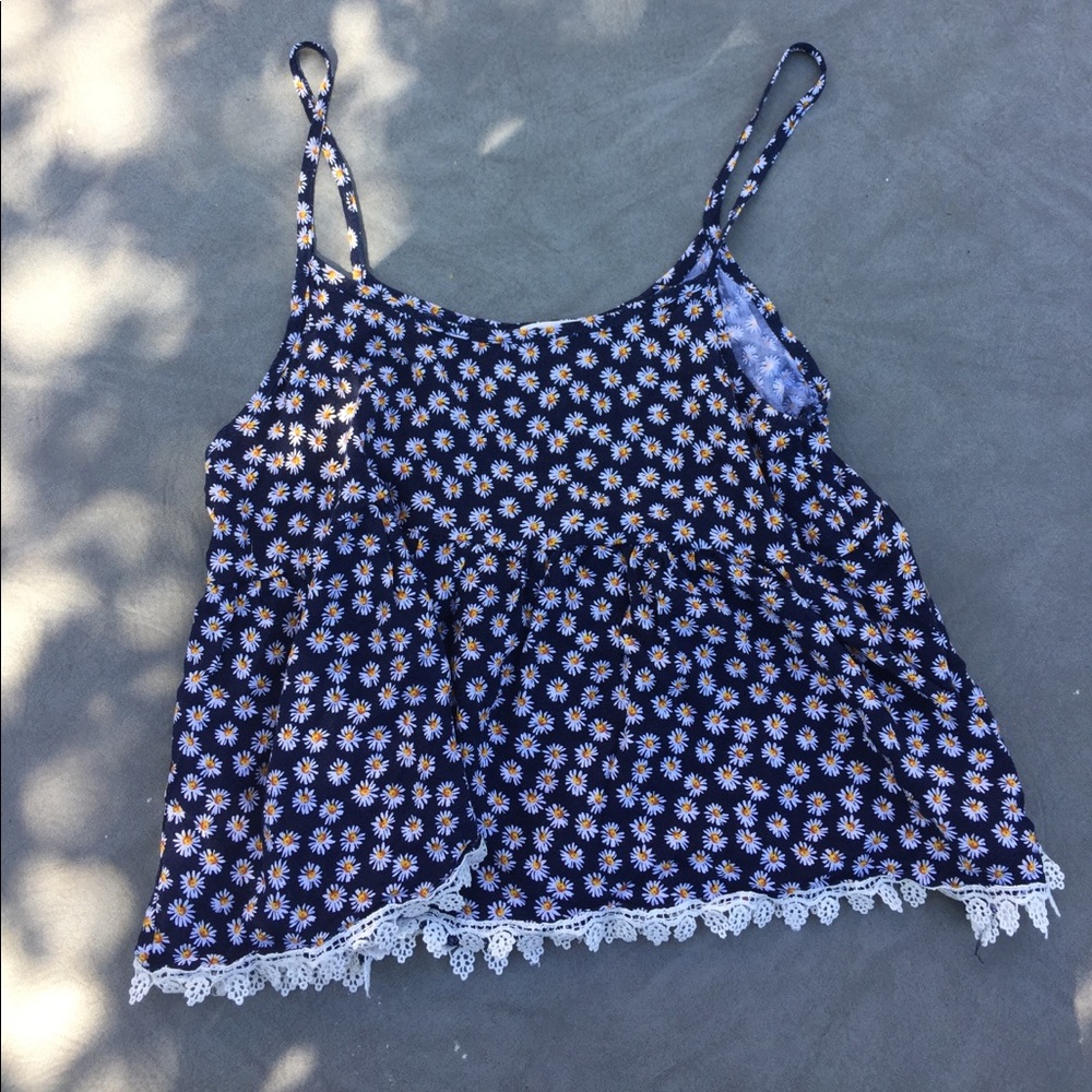 L.A. Hearts daisy tank top