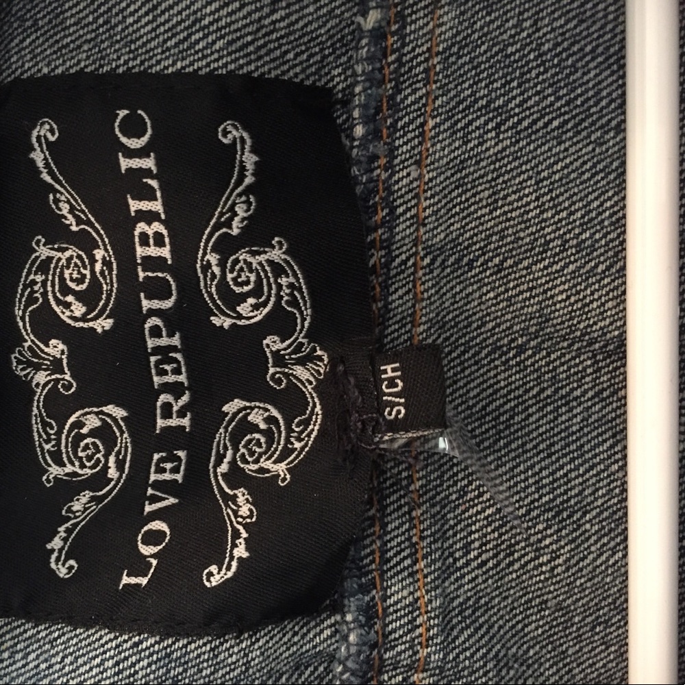 Jean jacket - Picture 3 of 3
