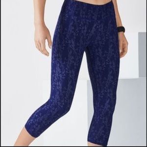 Fabletics Salar Capri leggings