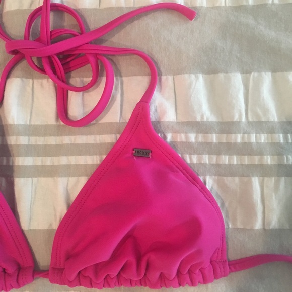 Roxy triangle bikini top💋 - Picture 2 of 3