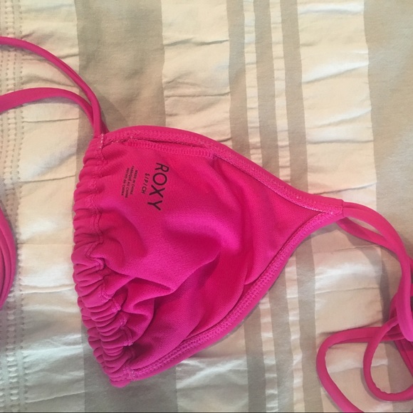 Roxy triangle bikini top💋 - Picture 3 of 3