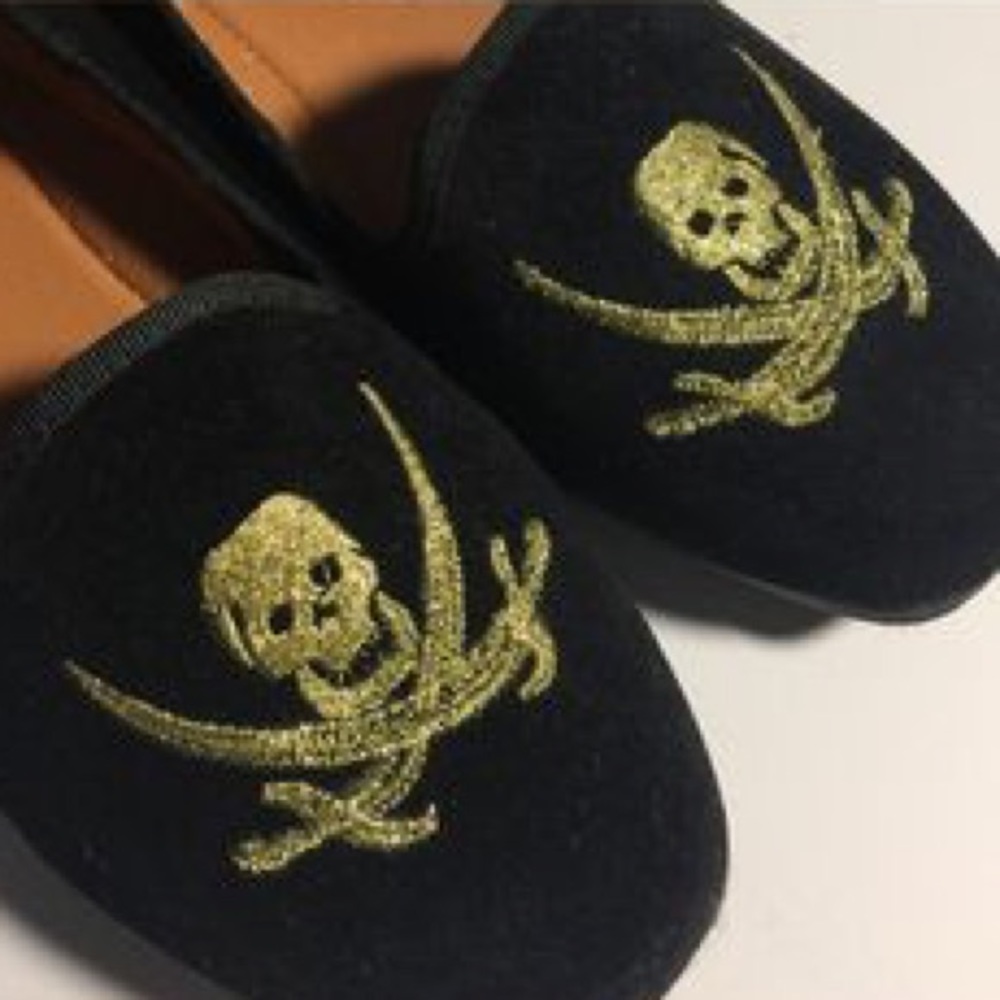 Skull & Swords 🌙 Pirate Shoes