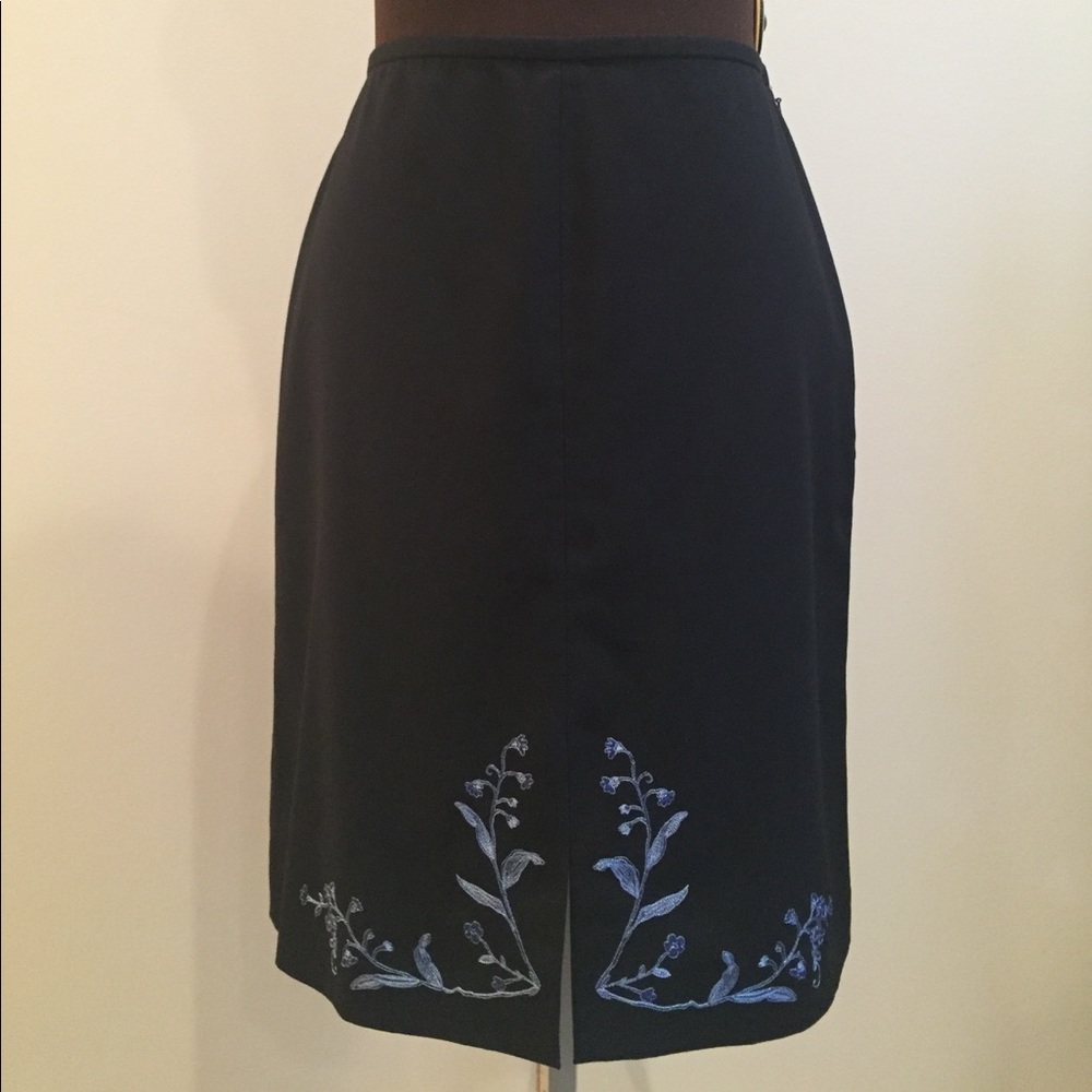 LOFT Embroidered Skirt