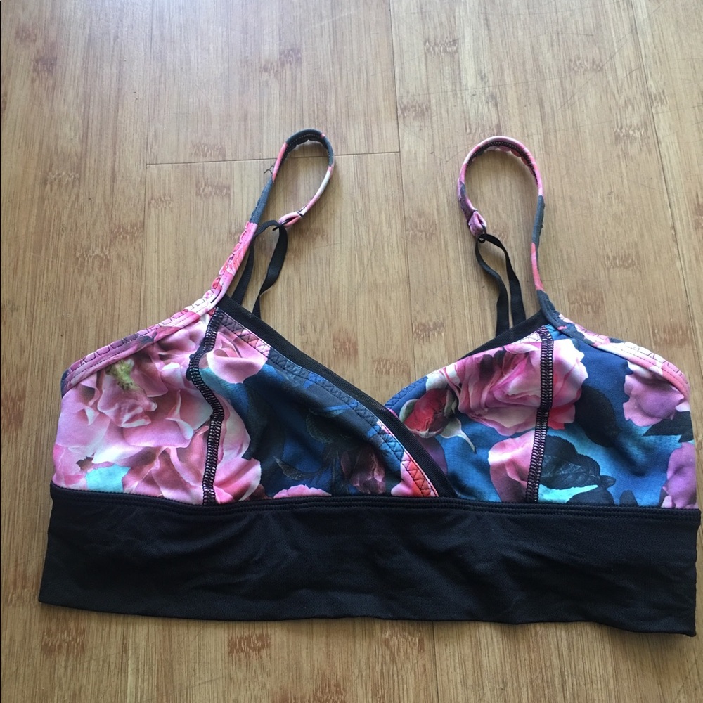RARE LuluLemon Sports Bra