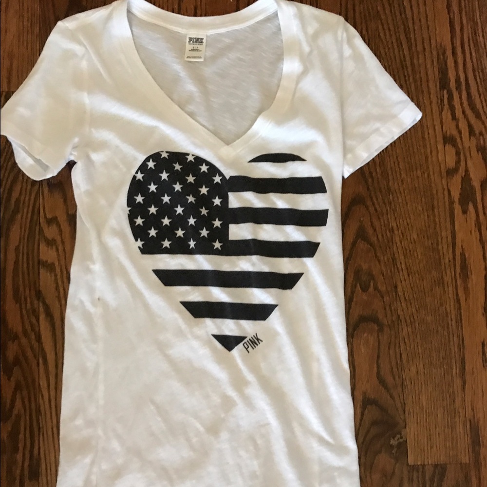 Victoria Secret Pink heart flag t-shirt