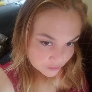 Meet your Posher, Cassandra