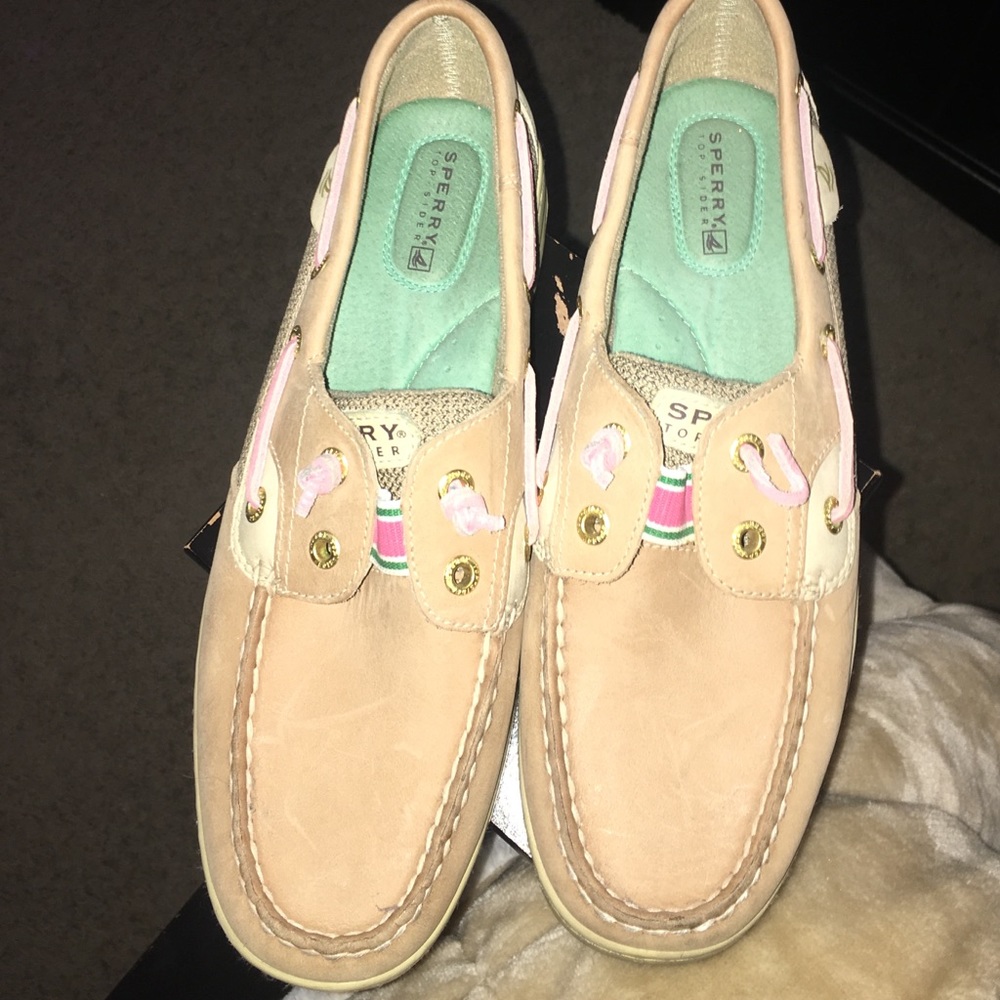 Women's sperrys