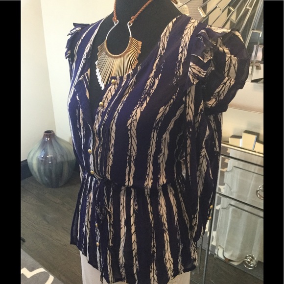 We Vera Blouse - Picture 5 of 8