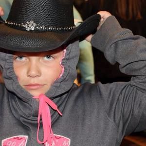 Meet your Posher, Ariel