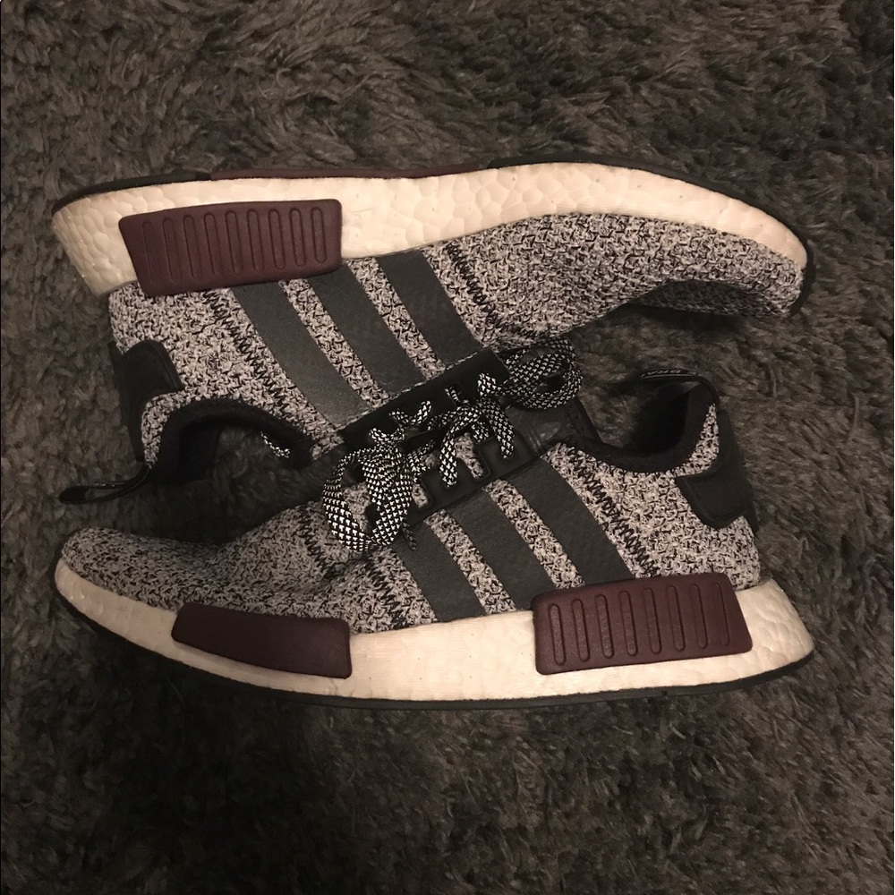 Adidas NMD R1 CHAMPS EXCLUSIVE ✨