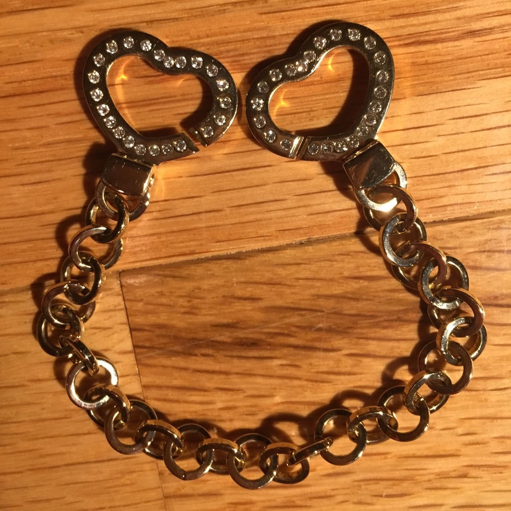 Cute Dooney&Bourke gold heart bracelet.