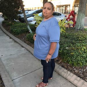 Meet your Posher, Raquel