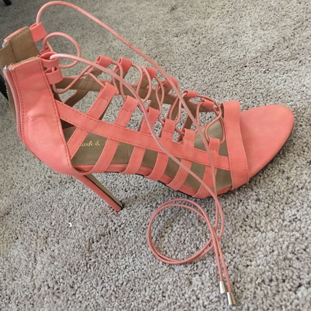 Mark and Maddus coral strappy heel