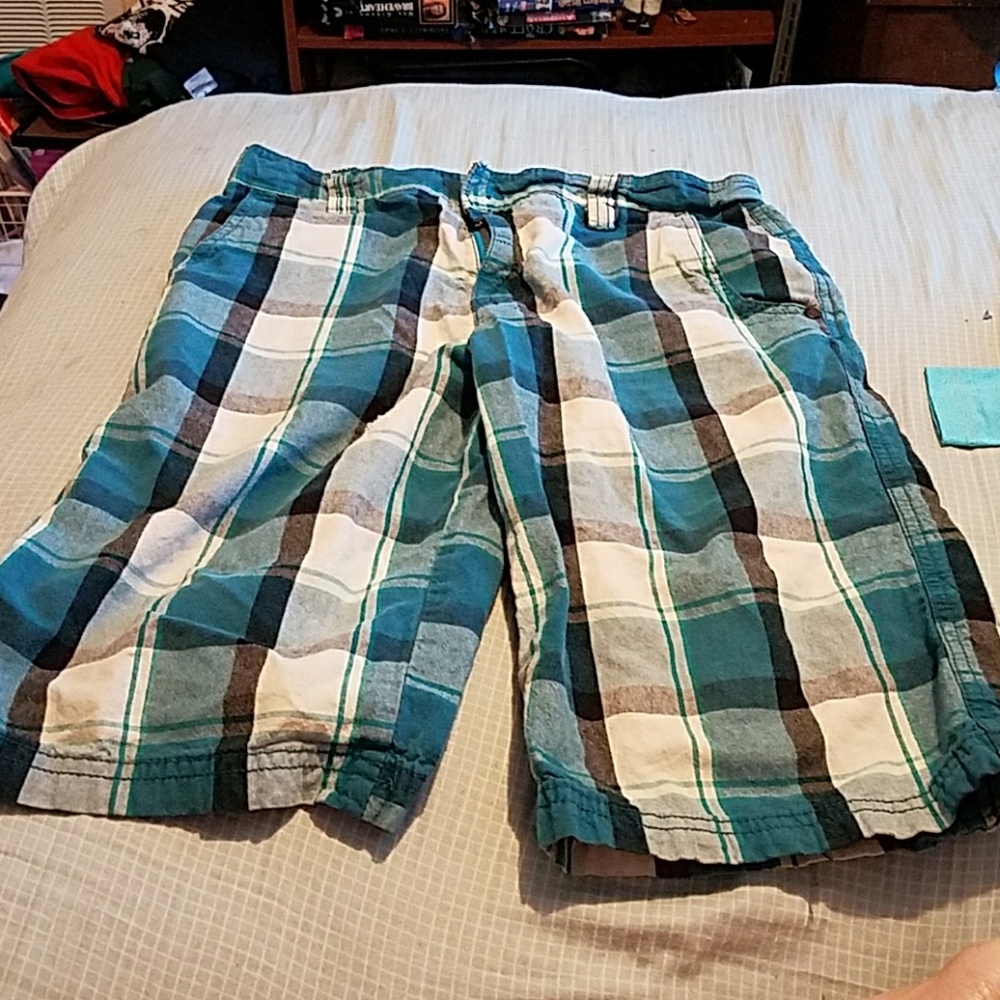 Shawn white shorts