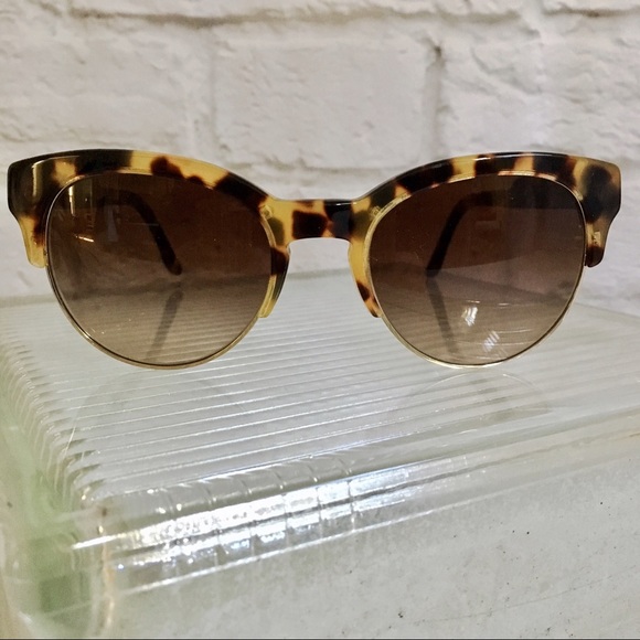 Stella McCartney Accessories - Stella McCartney SM4042  Sunglasses