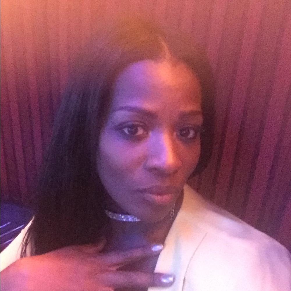 Meet your Posher, Lita