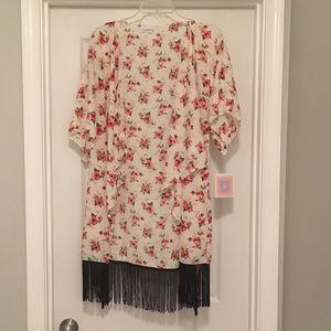 LuLaRoe Monroe Kimono