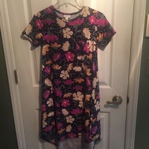 BNWOT Lularoe Carly
