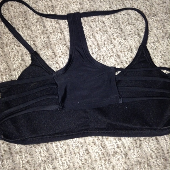 Black bikini top - Picture 3 of 4