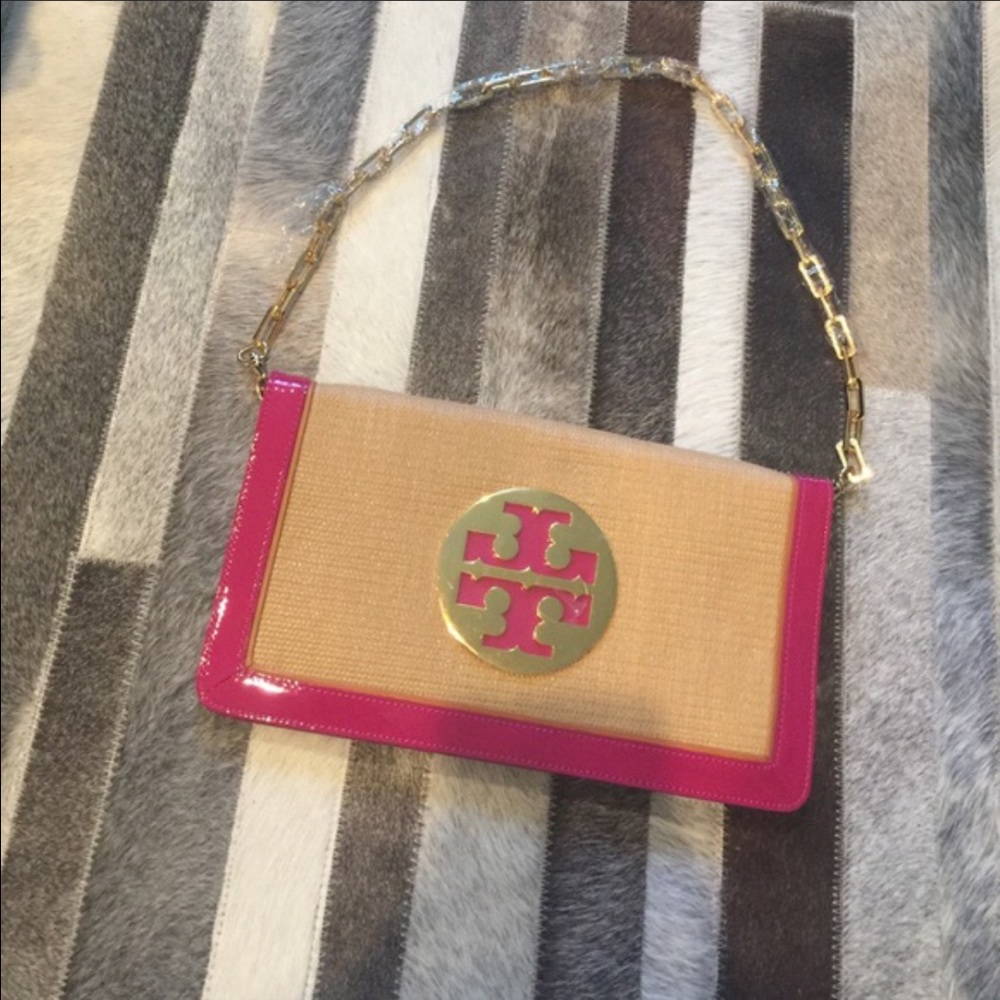 Brand New Tory Burch Straw Saddle Reva Clutch
