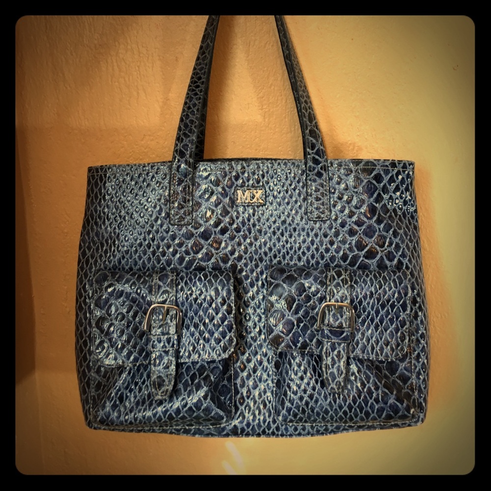 MX.   PURSE
