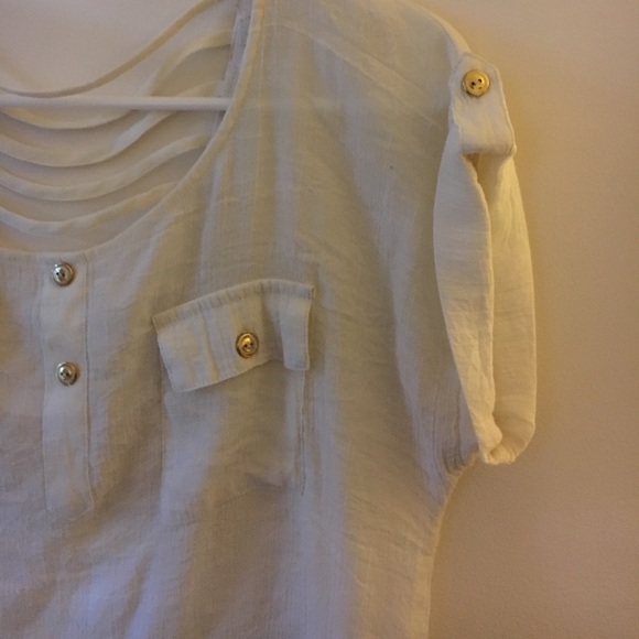 Top - Picture 2 of 3