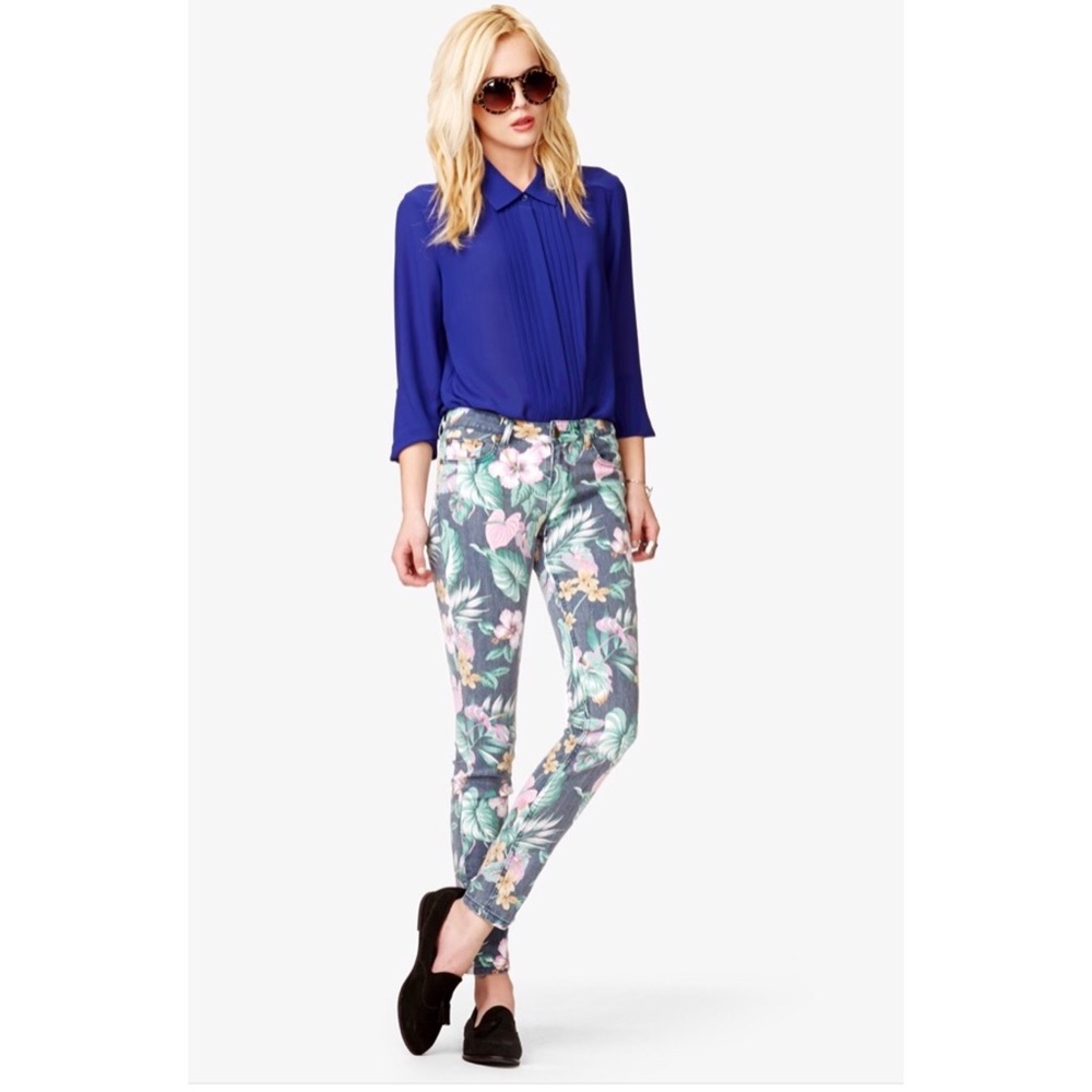 💛Floral🌸 Forever 21 skinny jeans💛